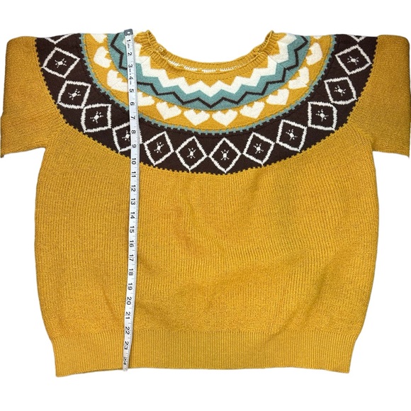 Super Soft and Cozy Mustard Striped Hearts Boatneck Sweater Womens Size XL - Picture 4 of 5
